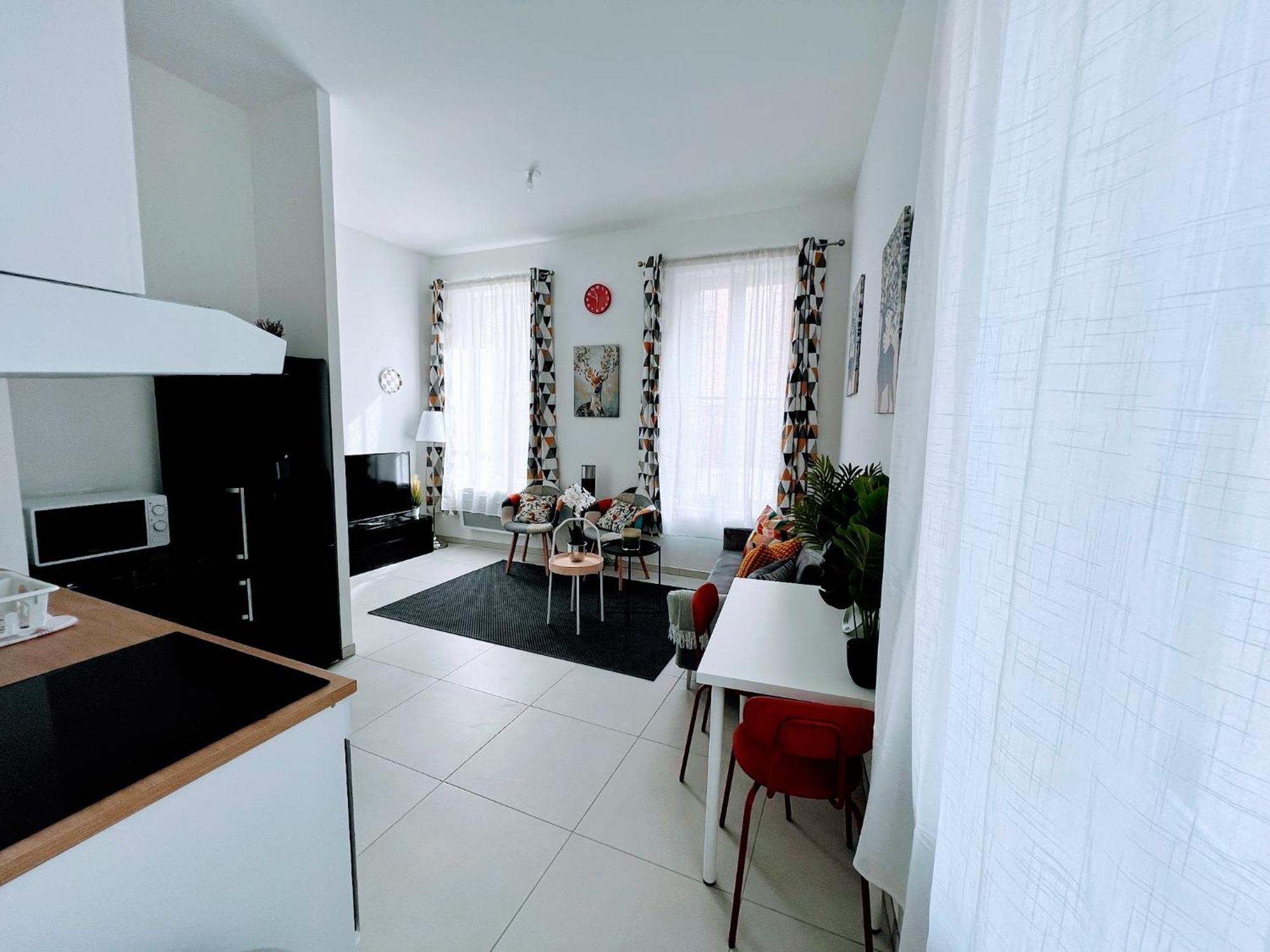 Esprit Mediterraneen - Confort & Vue - Quartier Vivant A Appartement Marseille
