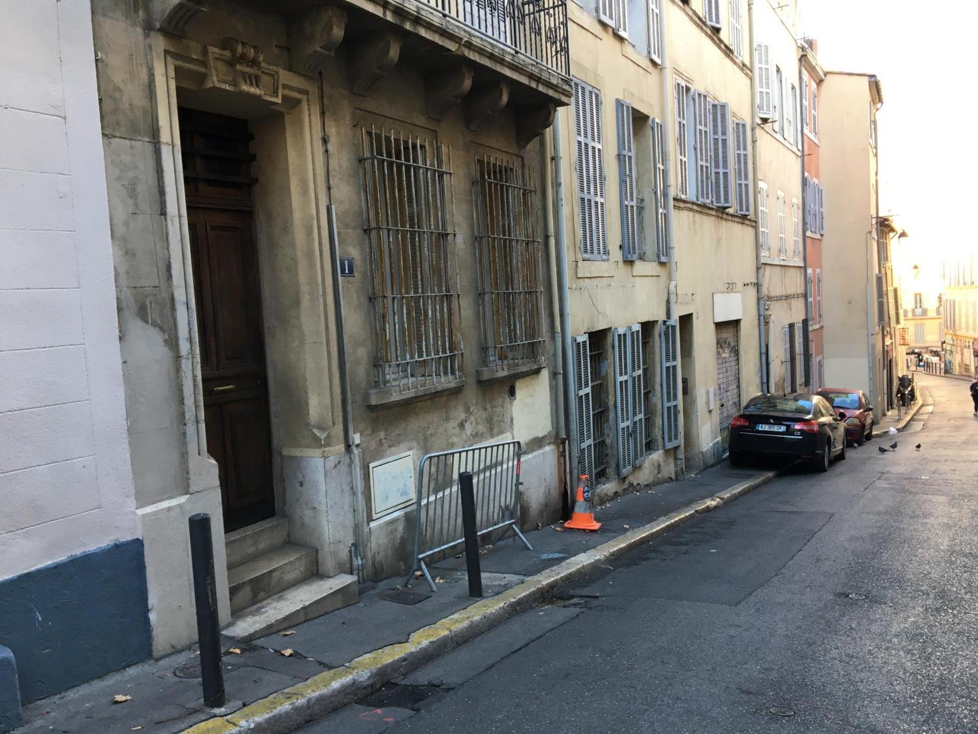 Flc-panier- Old Port 500m - T3- 2 Bedrooms -maxi 6 Guests Apartment