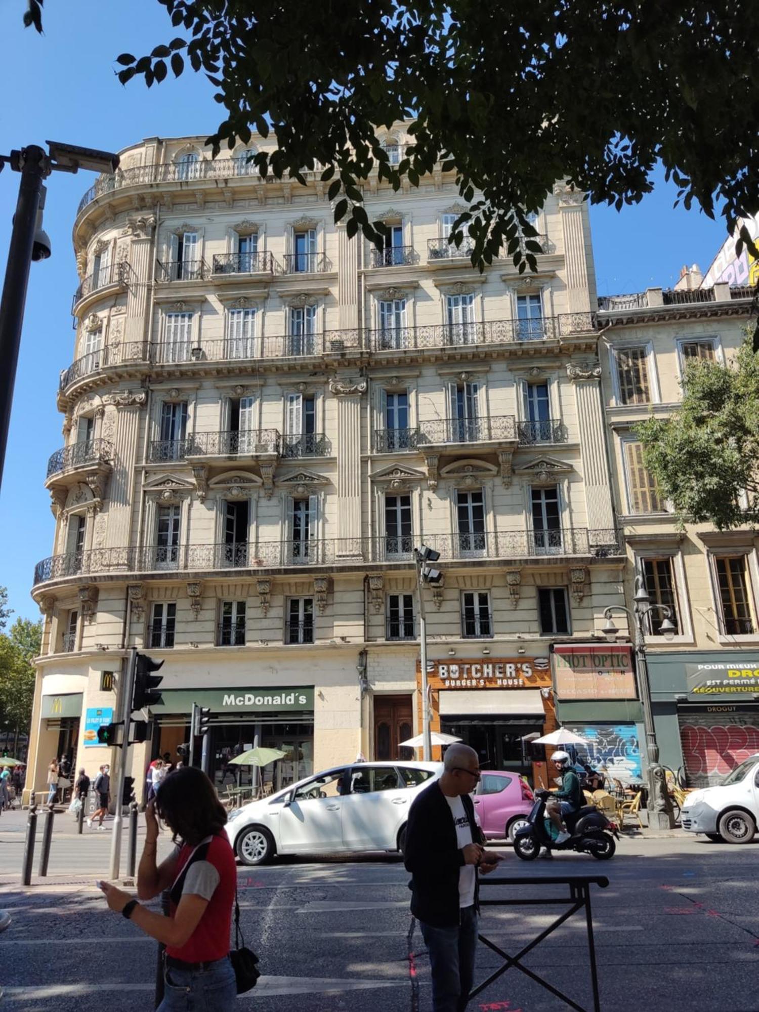 Apartment Magnifique T4 90 M2 Tres Bien Situe 2 Min Vieux Port Et Gare St Charles Marseilles
