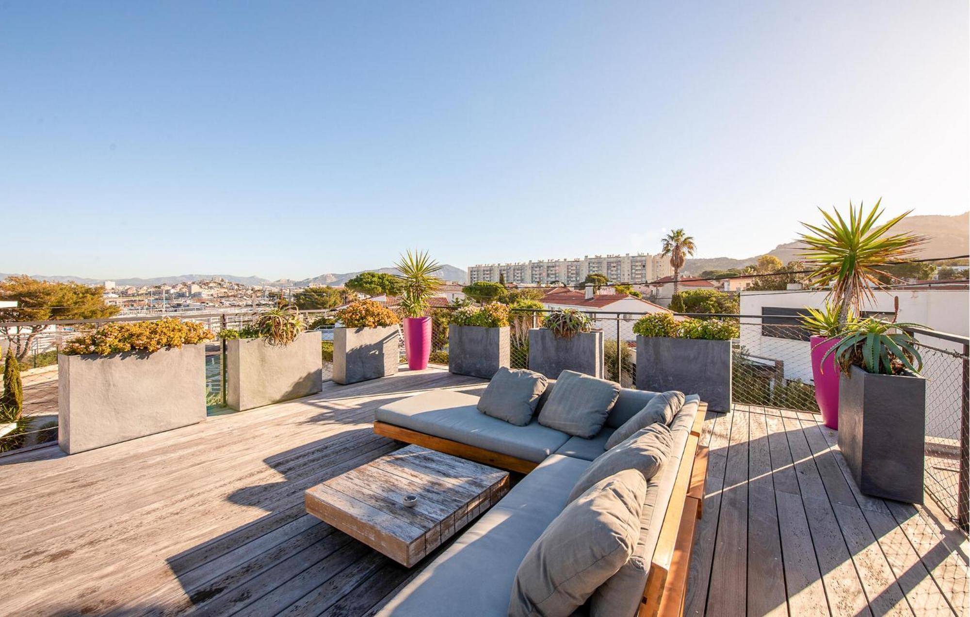 Ferienhaus Gorgeous In With Kitchen Marseilles