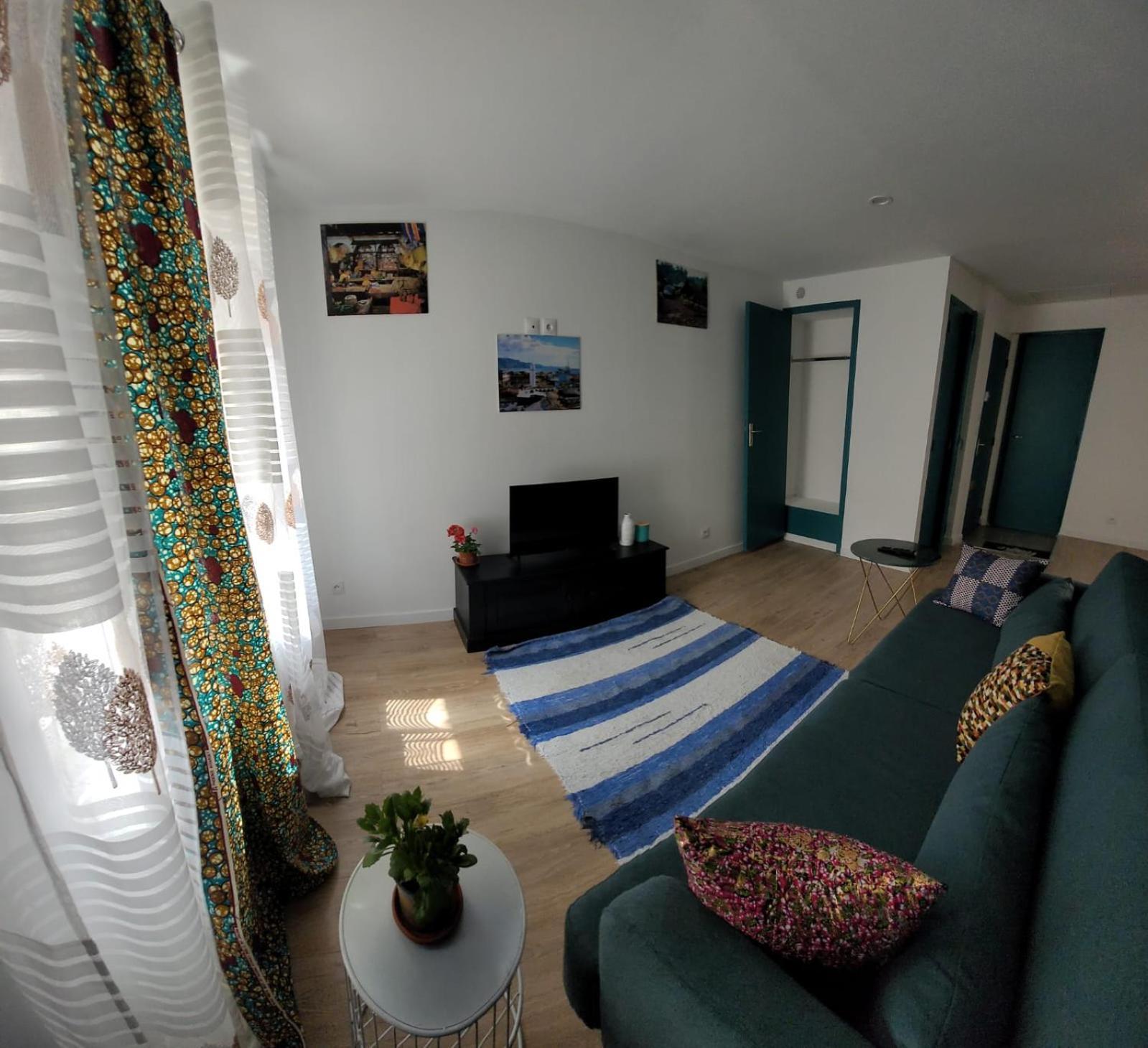 Charment T2 Quartier Createurs,metro Crs Julien. Apartment Marseilles