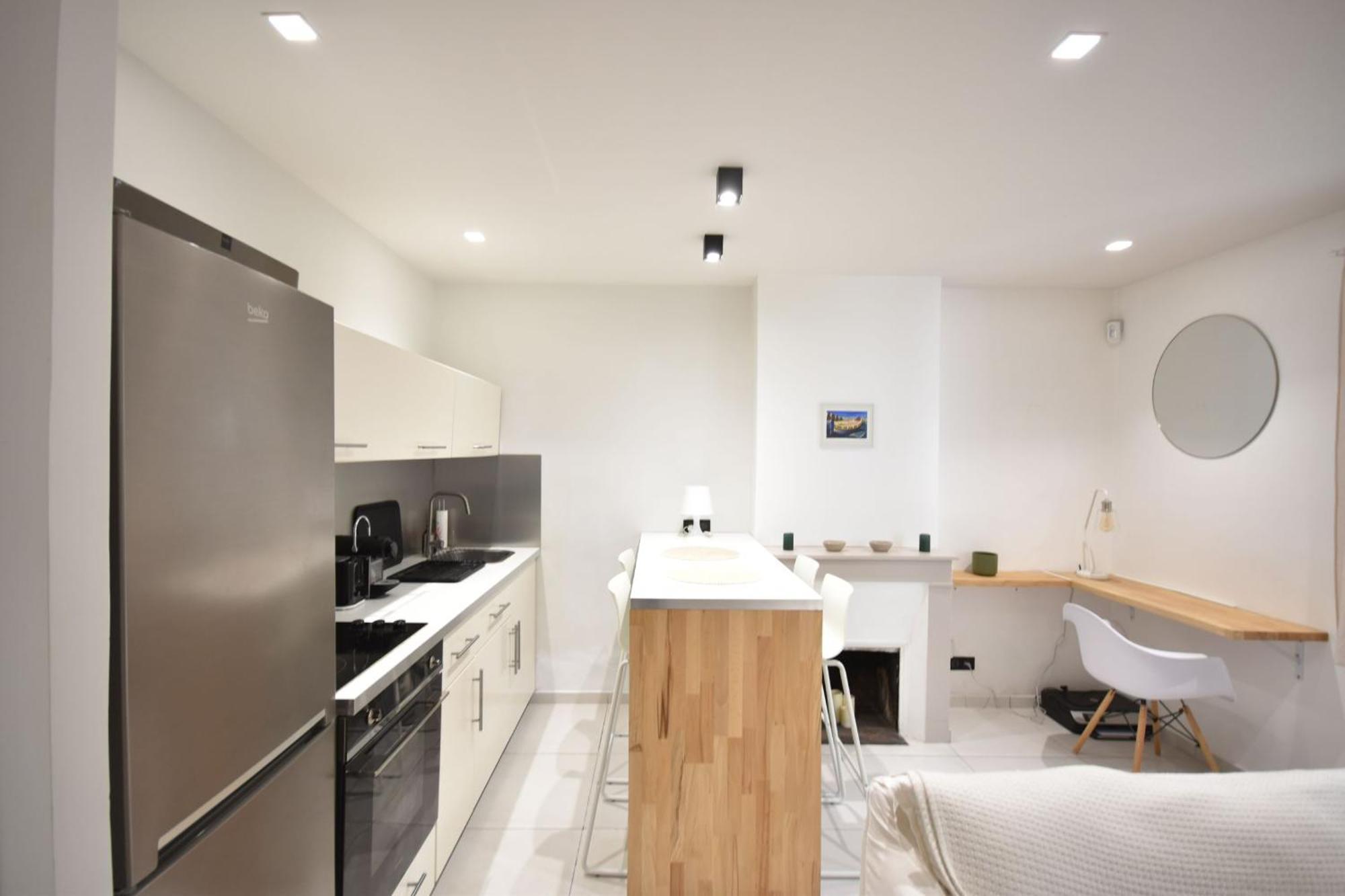 Apartment 37 M With Garden In Marseille