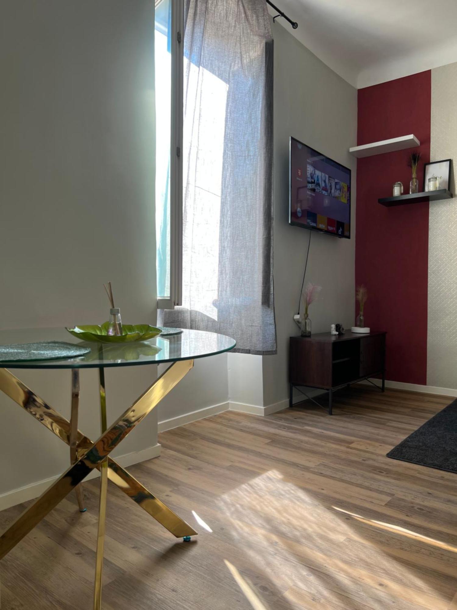 Apartment Studio, Plein Coeur De Marseilles