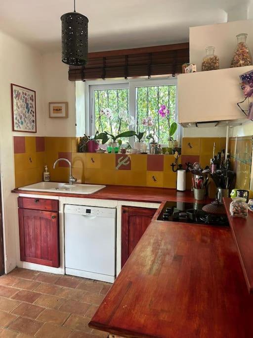 Maison Avec Piscine Privee Hébergement de vacances Marseille