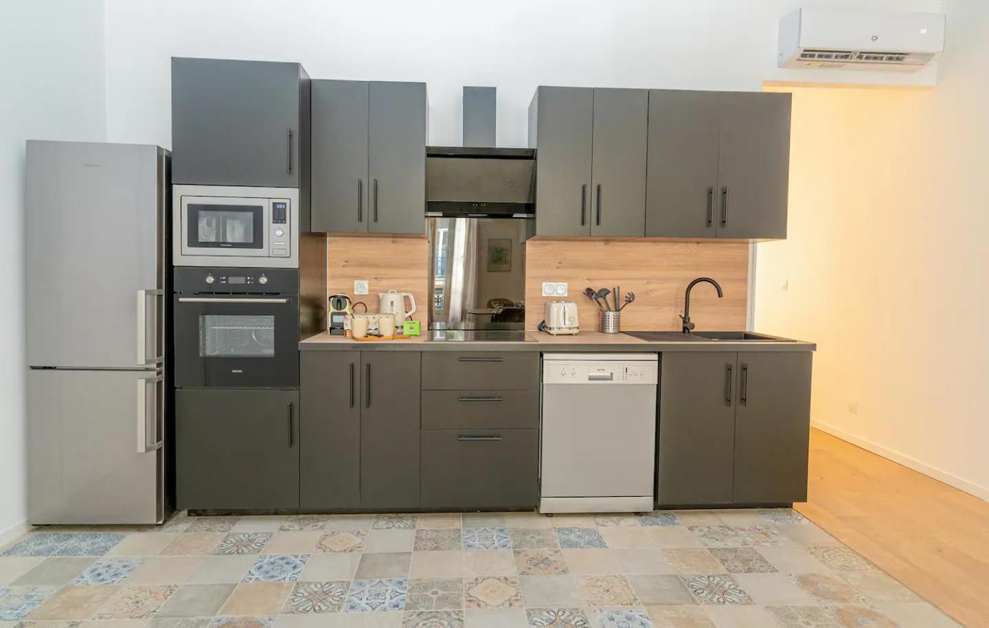 Central, Calme Et - 6 Places Appartement