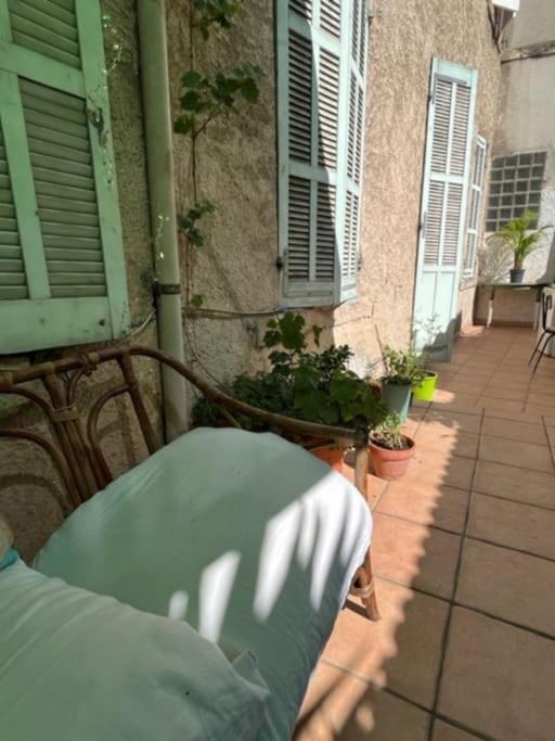 Centre Avec Patio Marseilles
