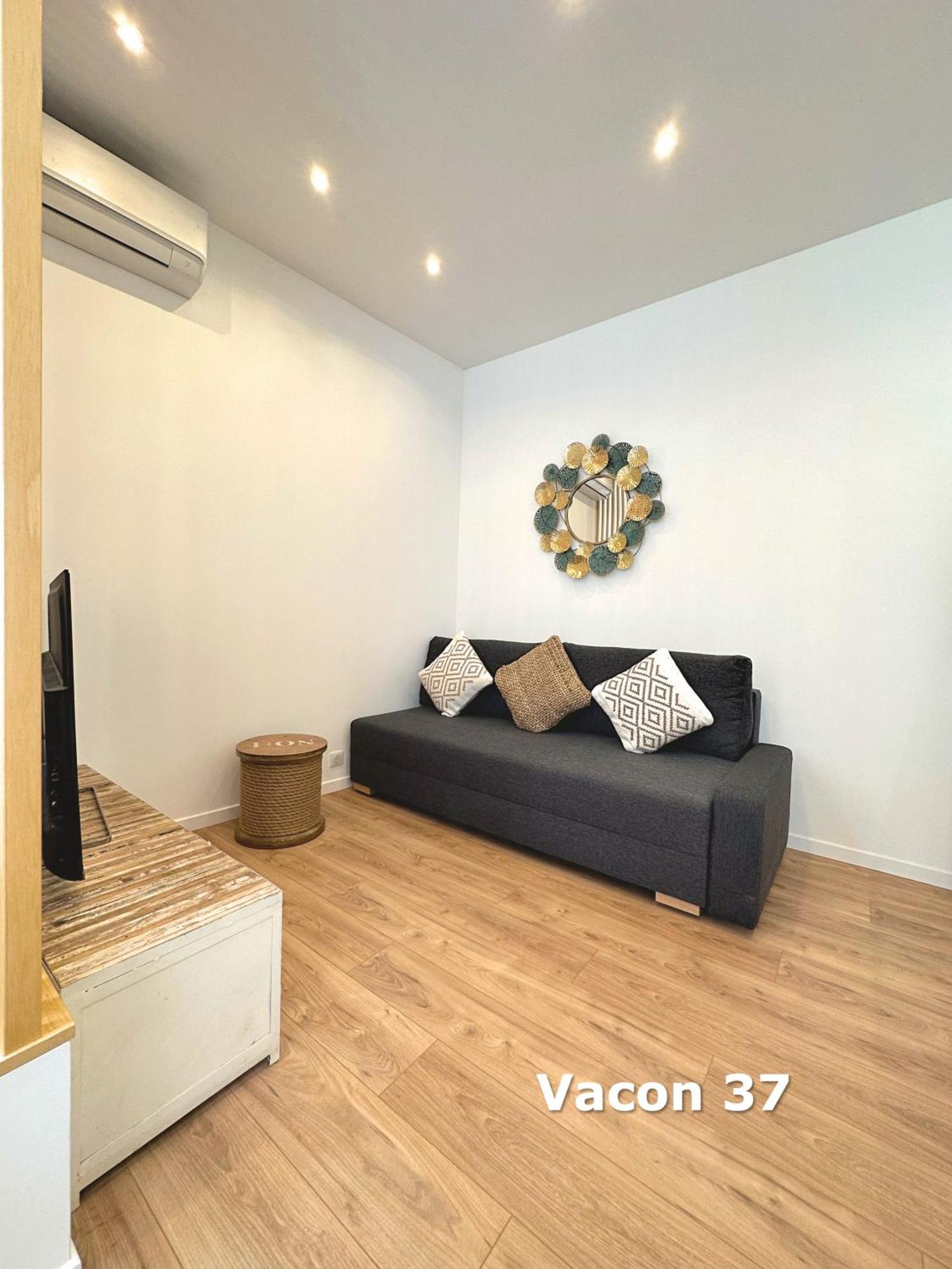 Du Vieux Port Aparthotel 4*
