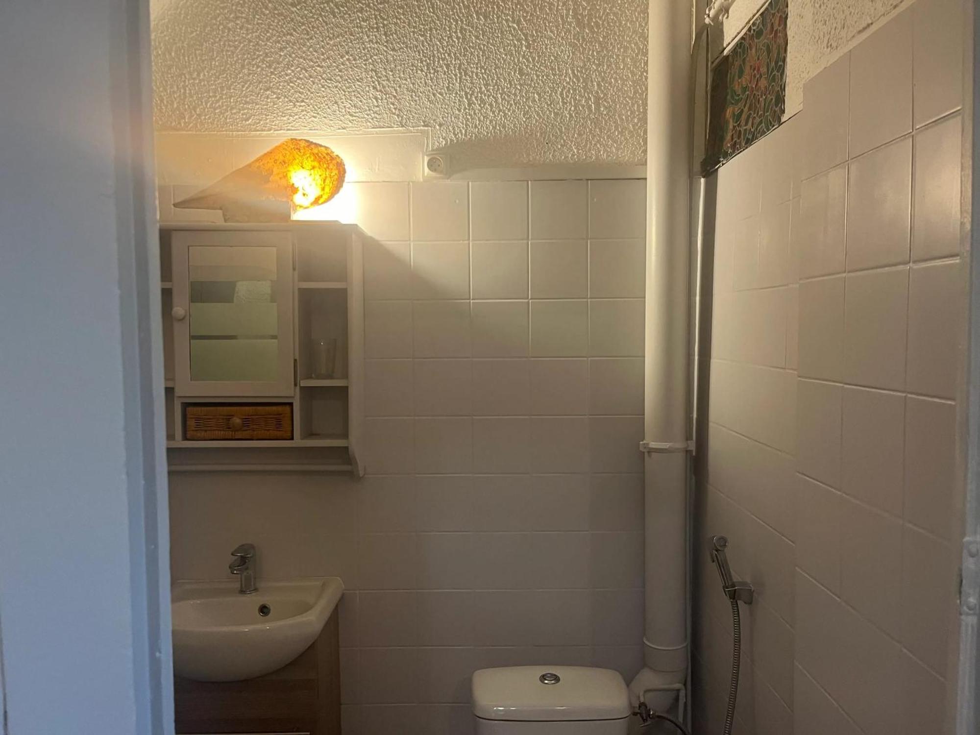 Apartment Confortable A 25 M² Proche Centre