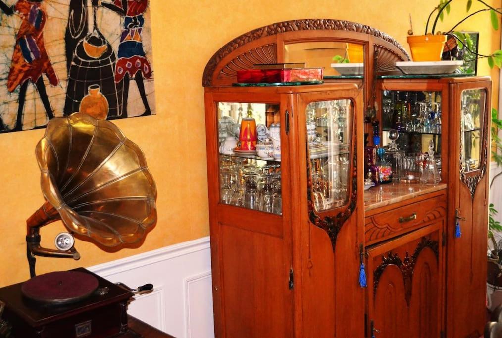 Grand T5 Bourgeois Canebiere Apartment