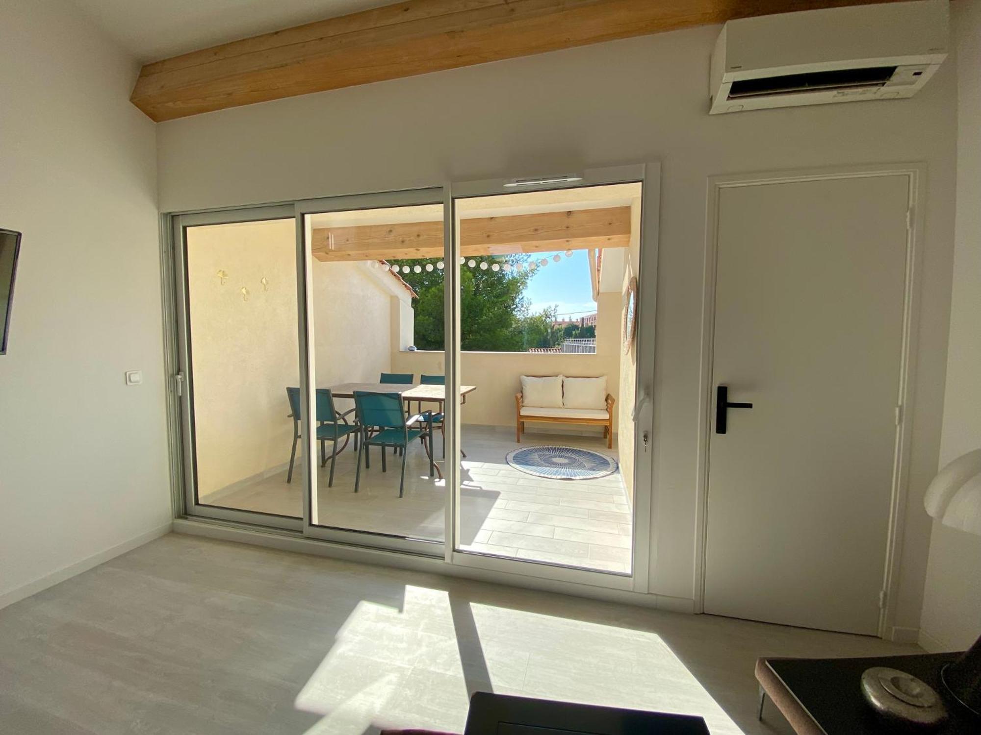 Beau Duplex Marseillais Tres Lumineux Apartment