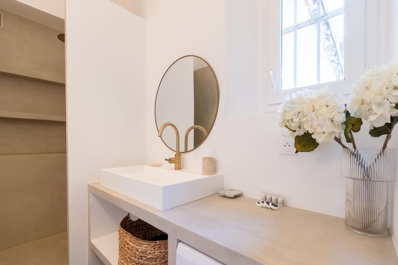 1br Cosy 2min From Old Port | By Airnest Apartment