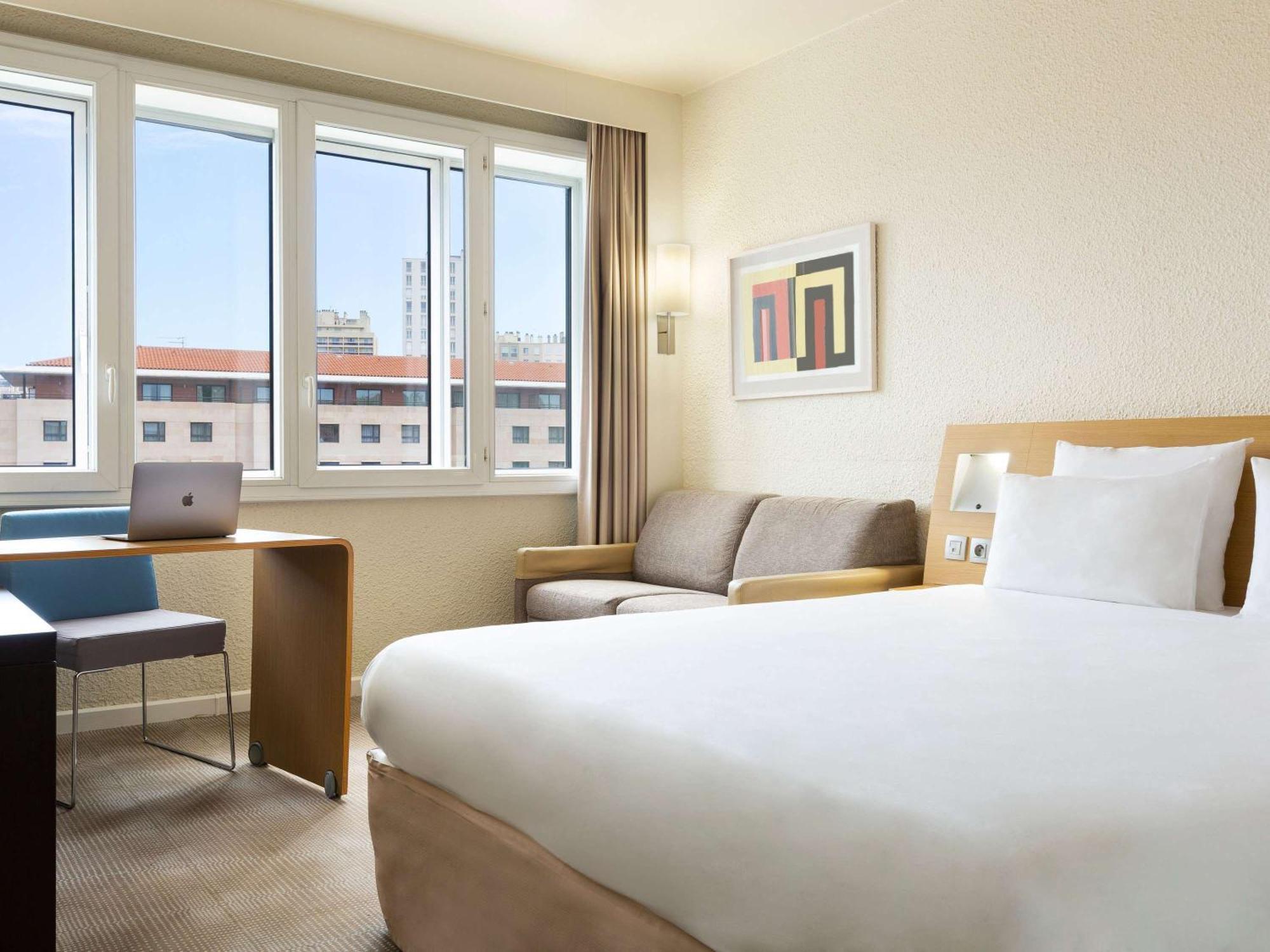 Novotel Vieux Port Hotel Marseilles