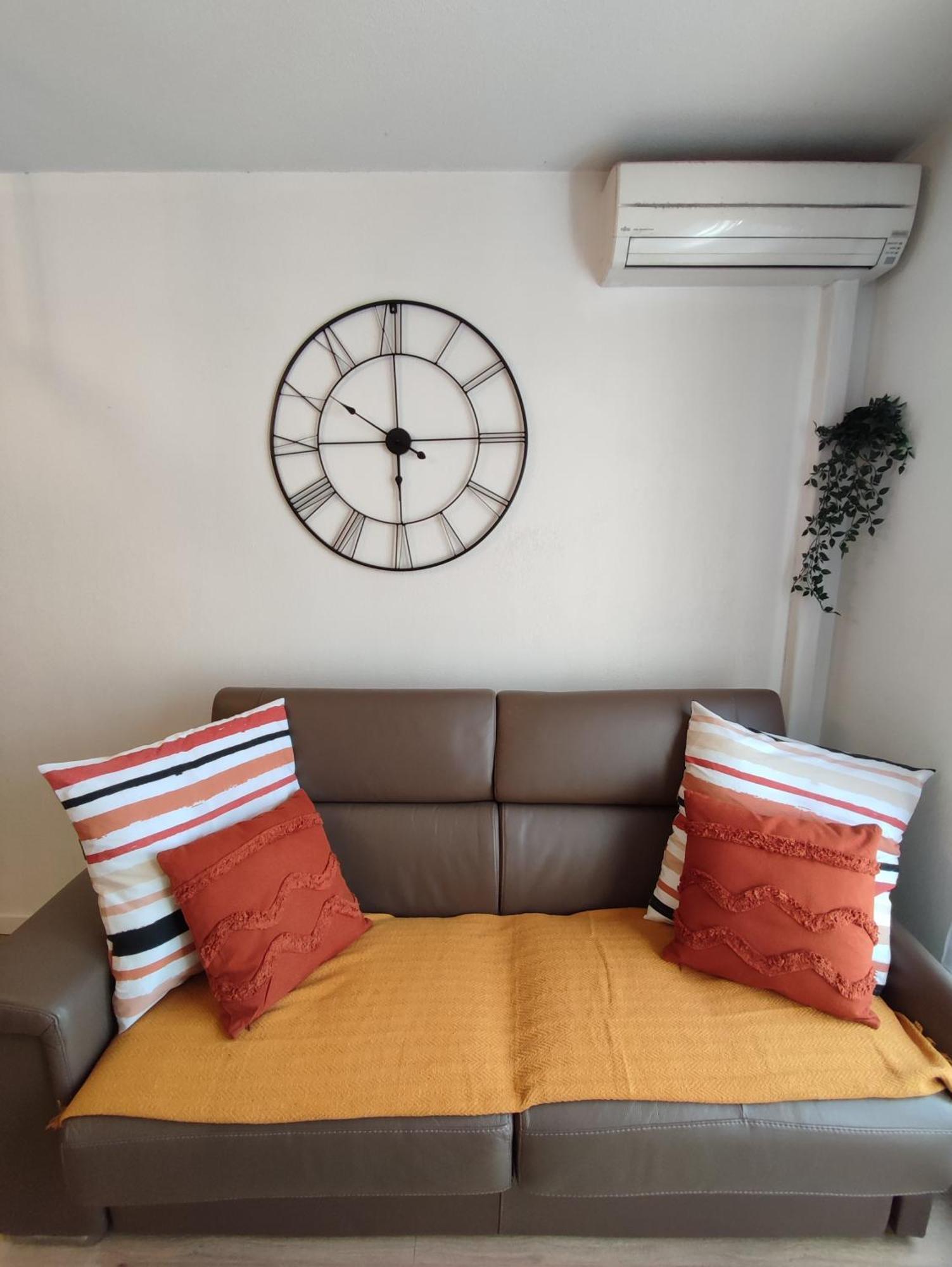 Tout Equipe A 6min De St Charles Apartment *