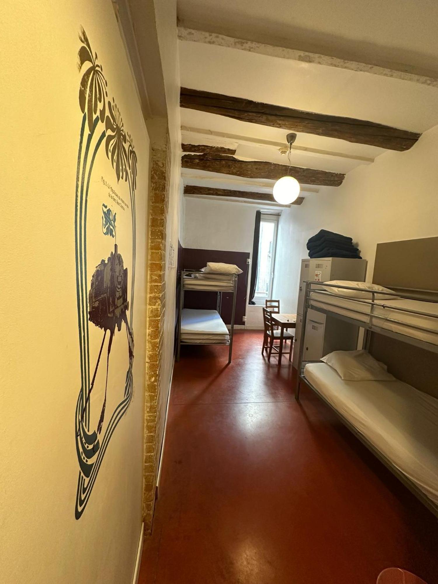 Vertigo Vieux-port Hostel