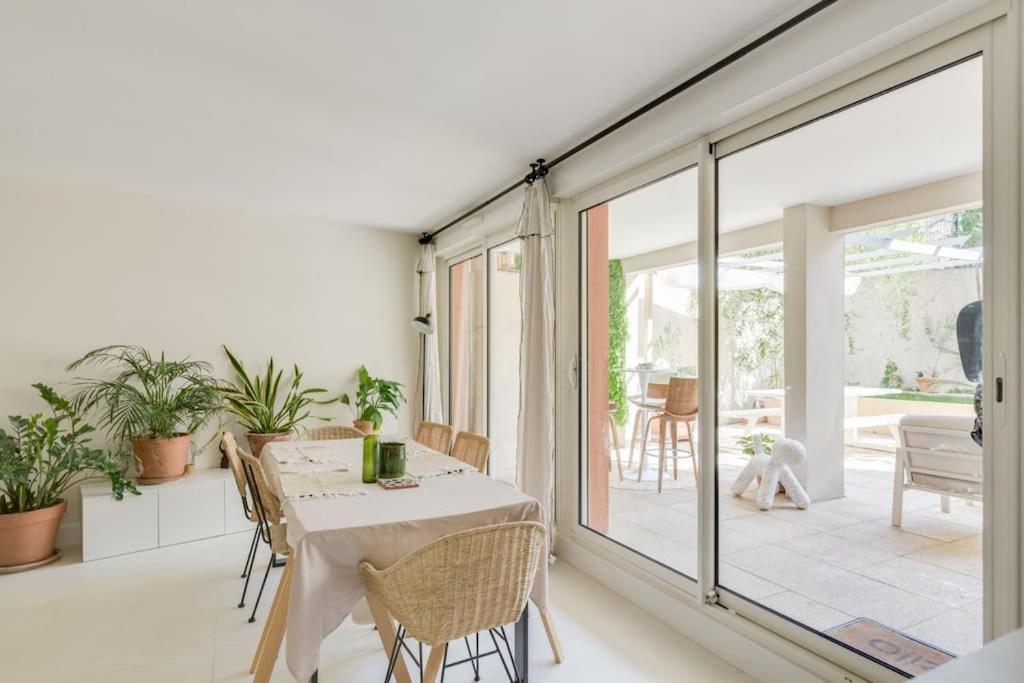 Bel Lumineux Avec Jardin, 3 Pour 6 Personnes