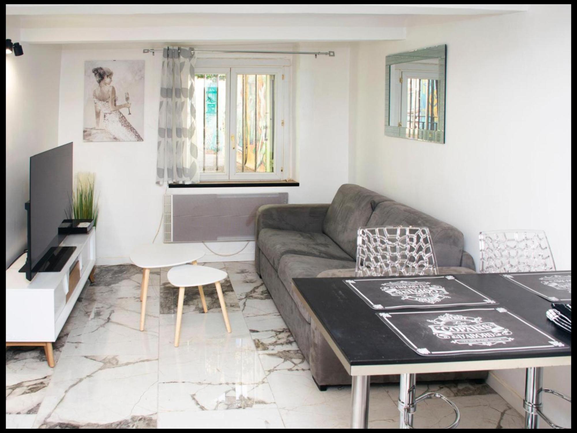 Apartment La Calade Enchantee Pour 4 Marseille