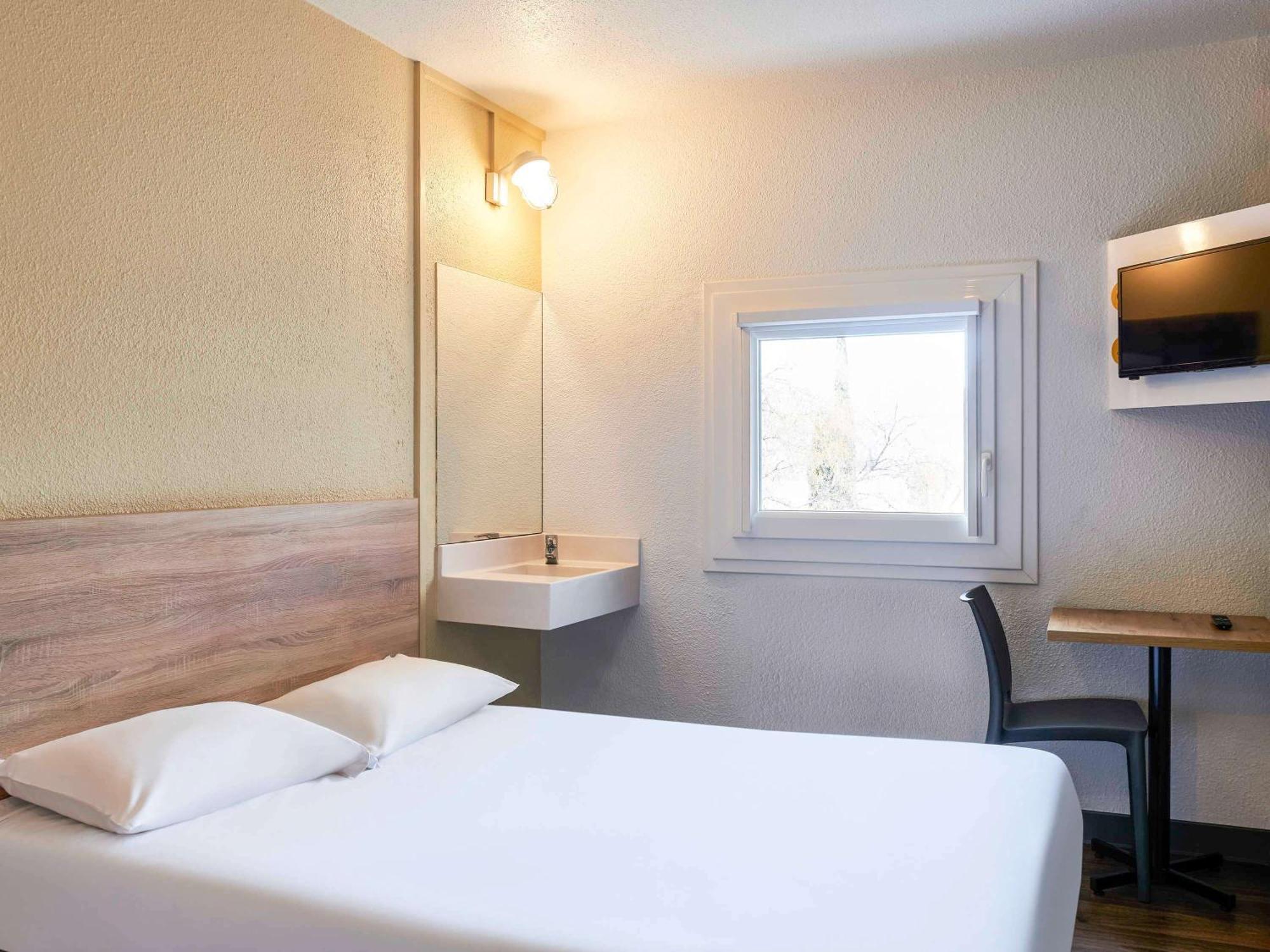 Hotelf1 Est Hotel Marseilles