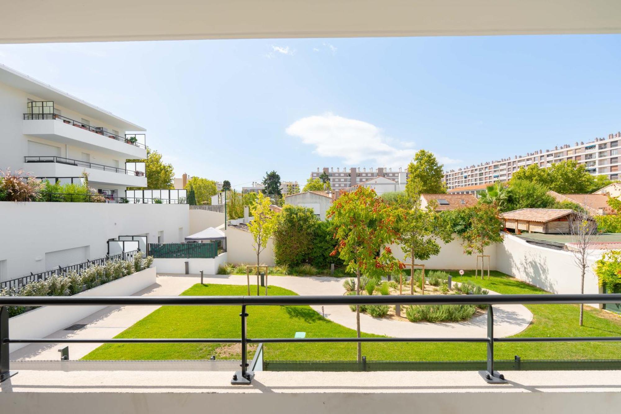 Apartment T2 Entre La Et Le Velodrome - Clim/parking