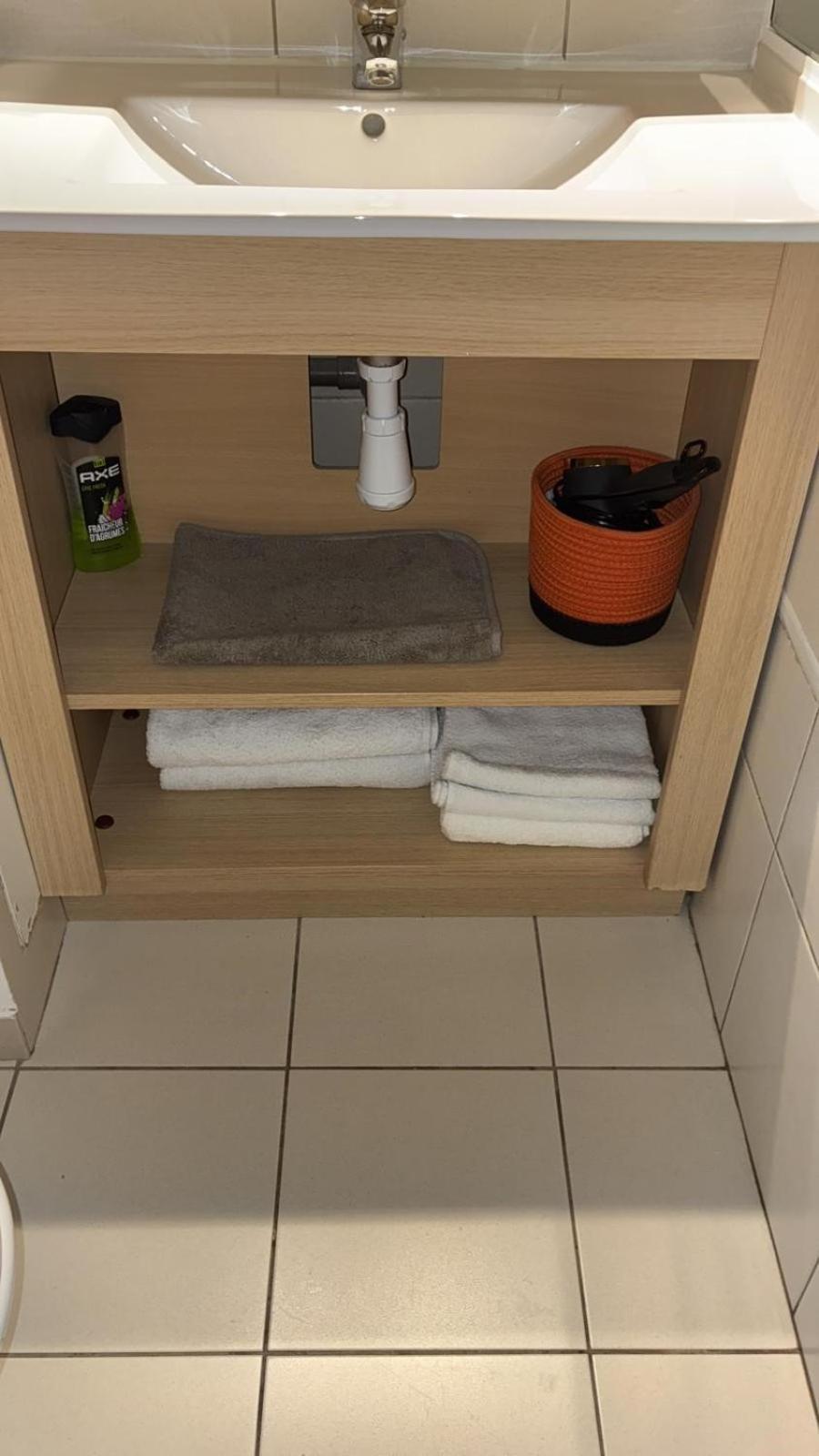 Apartment Beau Prado Parc Piscine Stade Marseilles