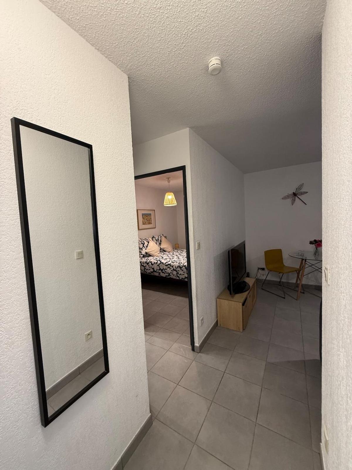Moderne Avec Place De Parking Privative Apartment *