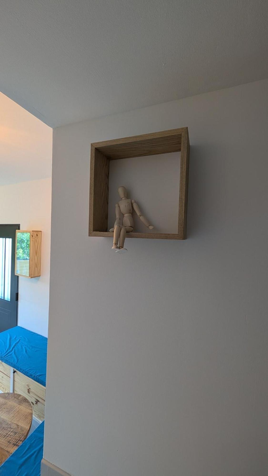 20 M2 Dans Les Calanques * Marseilles