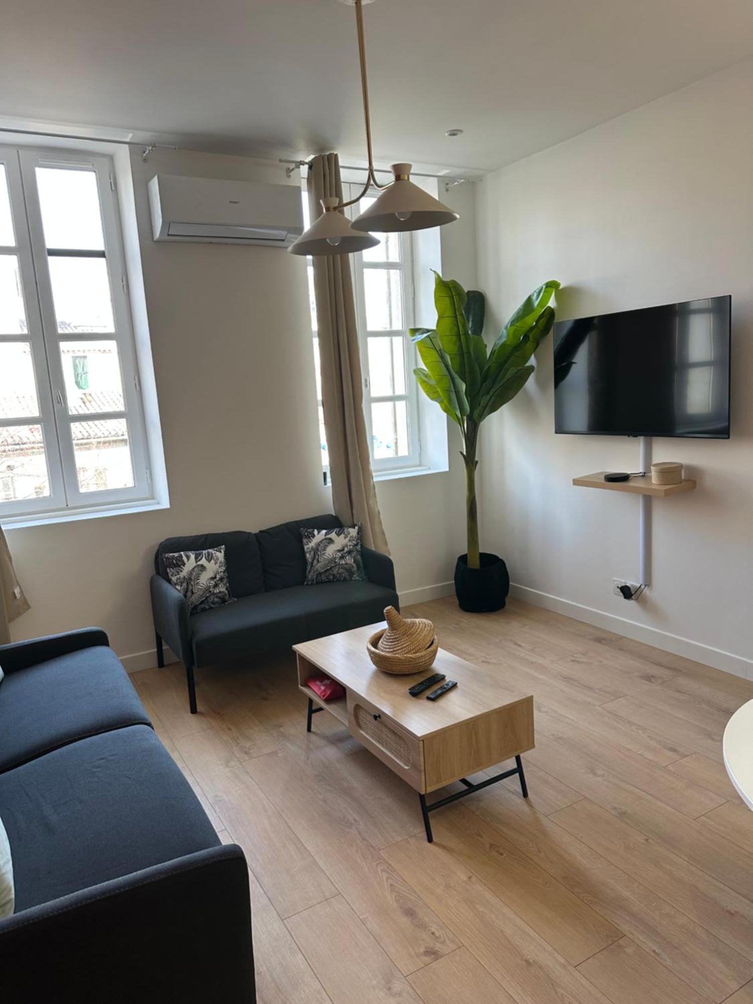 Vieux-port Gare St Charles Le Ramses Apartment