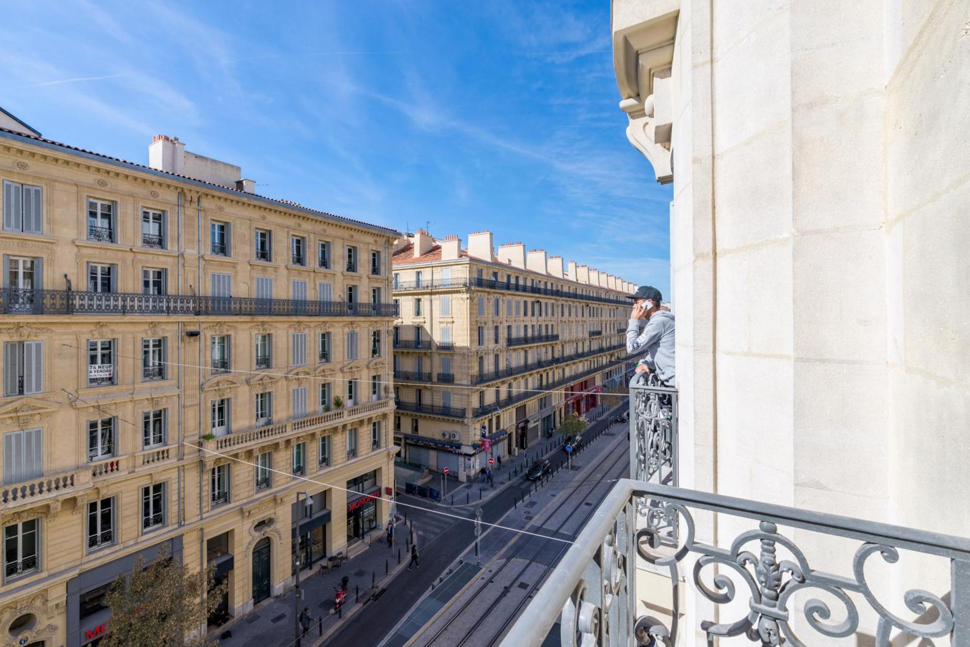 The Babel Community - Republique - Joliette Hotel Marseille