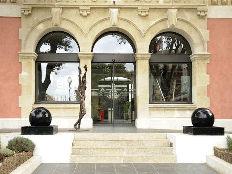 New Of - Vieux Port 4* Marseilles