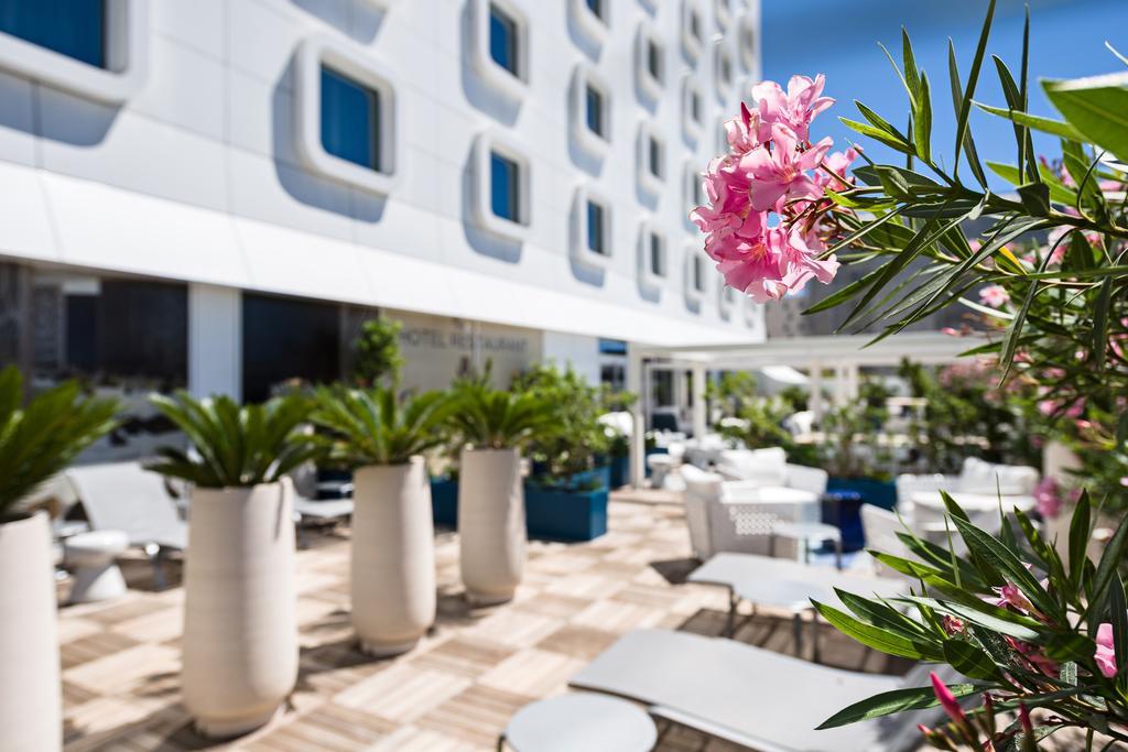 Golden Tulip Euromed