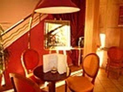 Adonis Vieux Port 3*