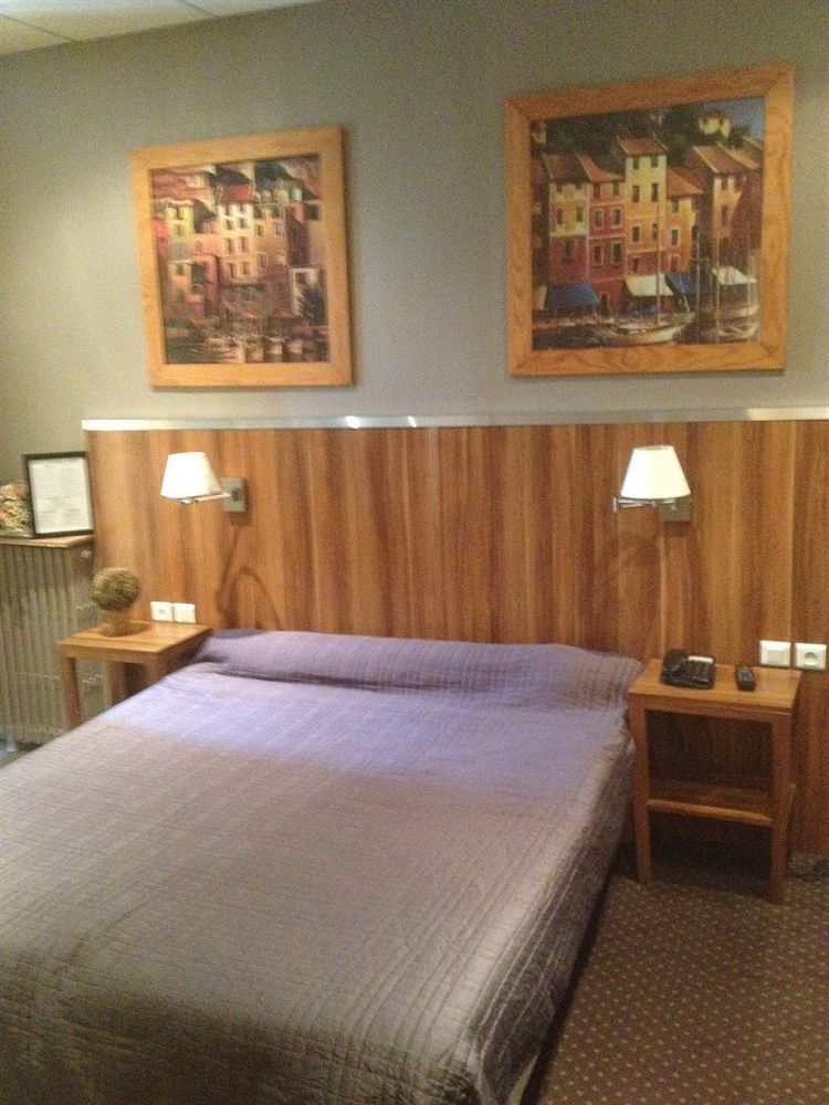 Hotel Du Pharo 2*