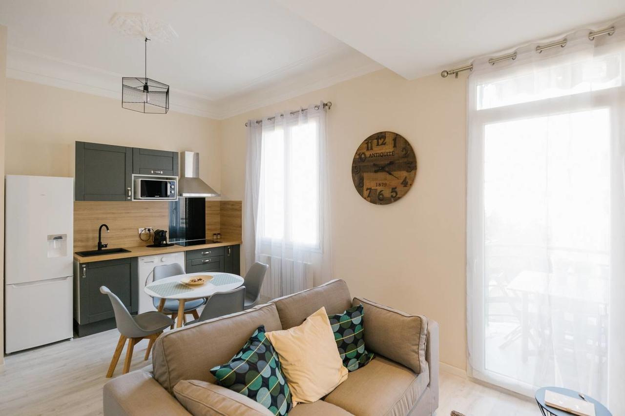 Flat Saint Charles Marseilles