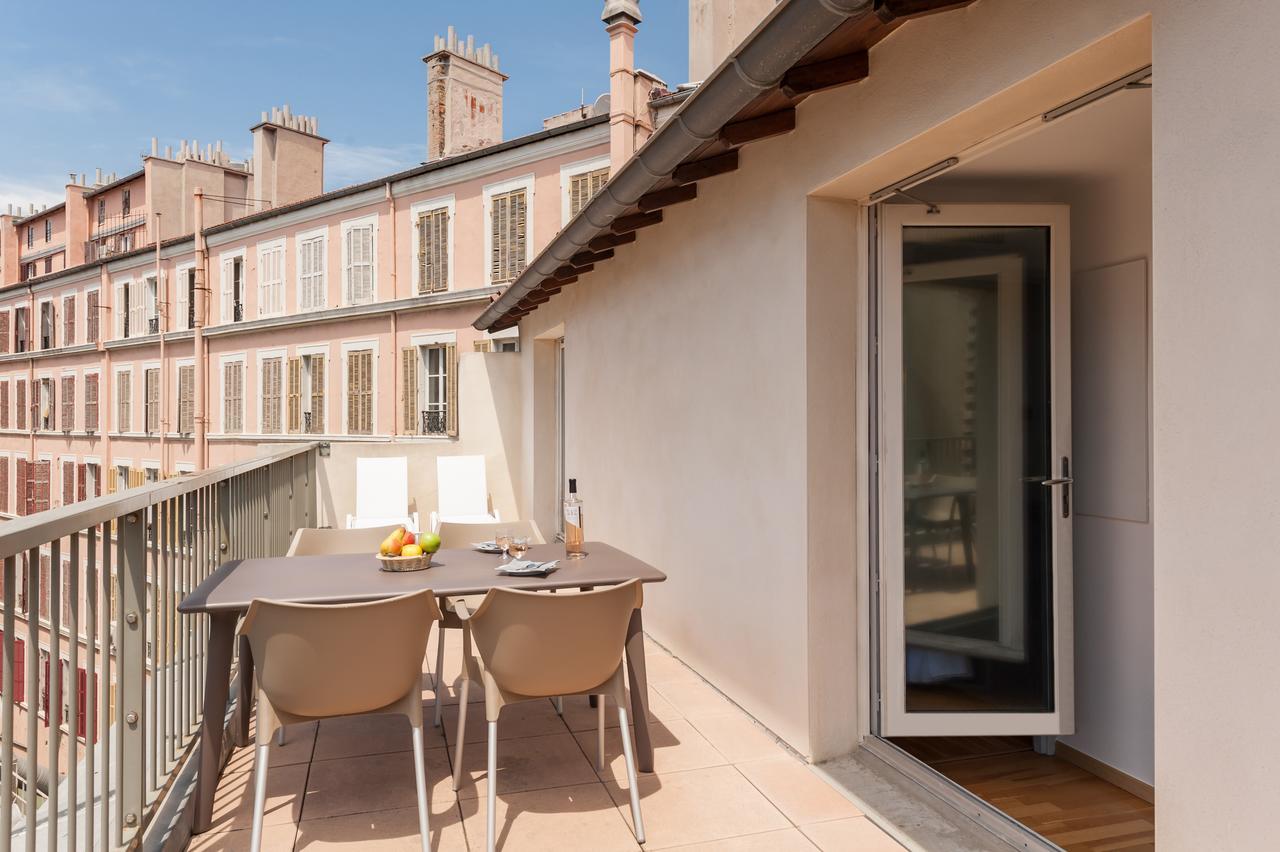 Appart hôtel Residhotel Vieux Port 3*