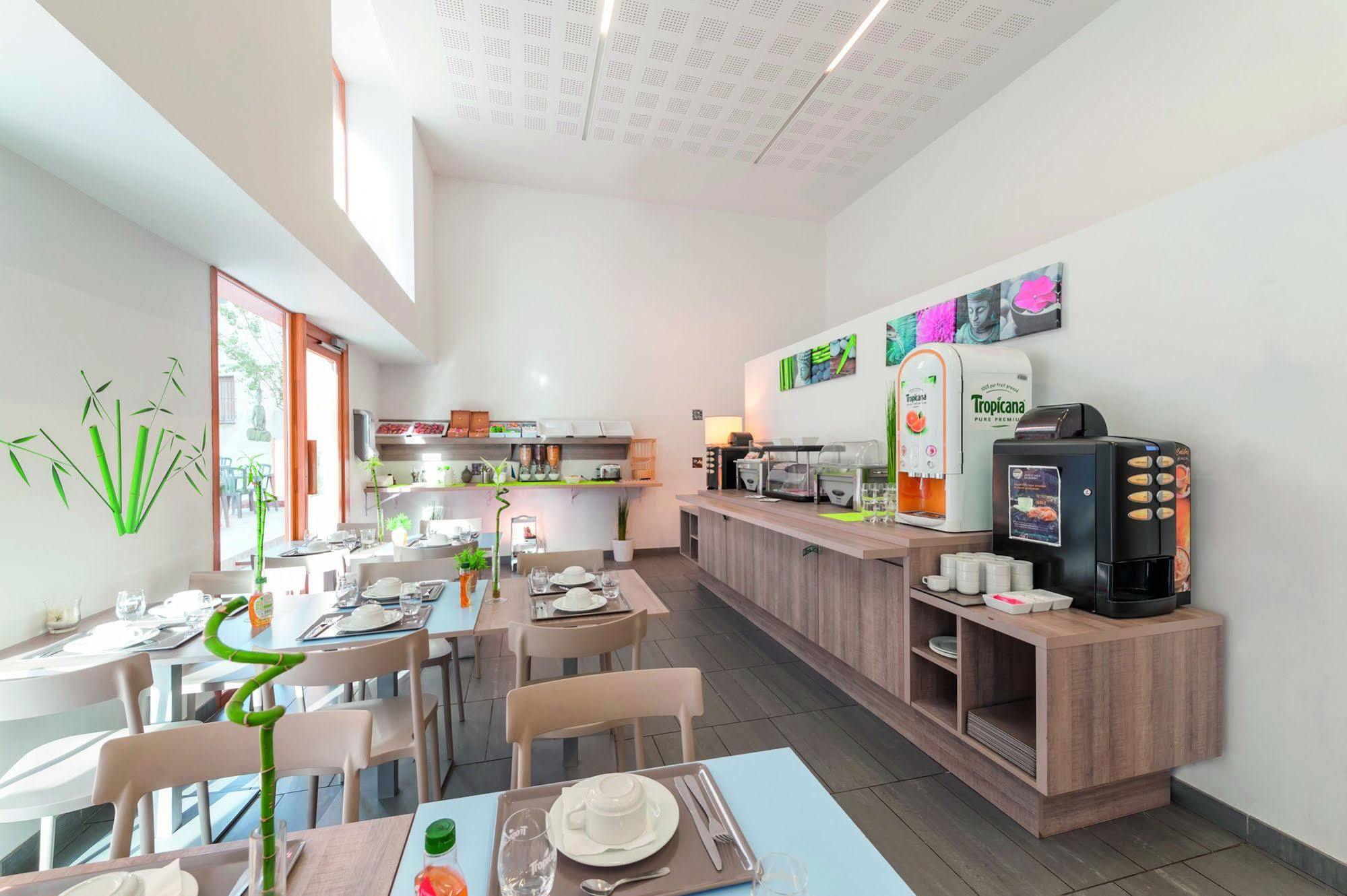 Appart hôtel Appart'city Euromed 3*