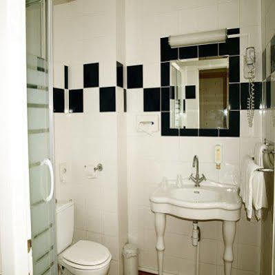 Hotel Adonis Vieux Port Marseille