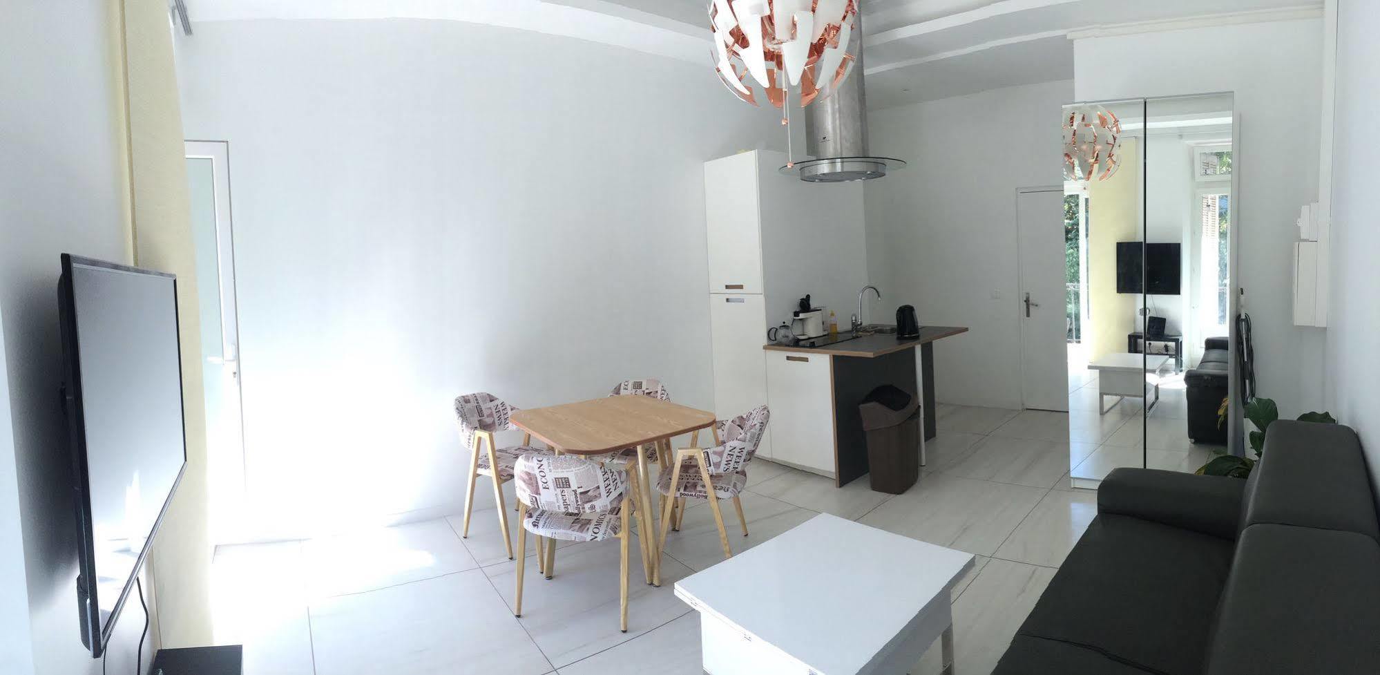 Apartment 5/5 *