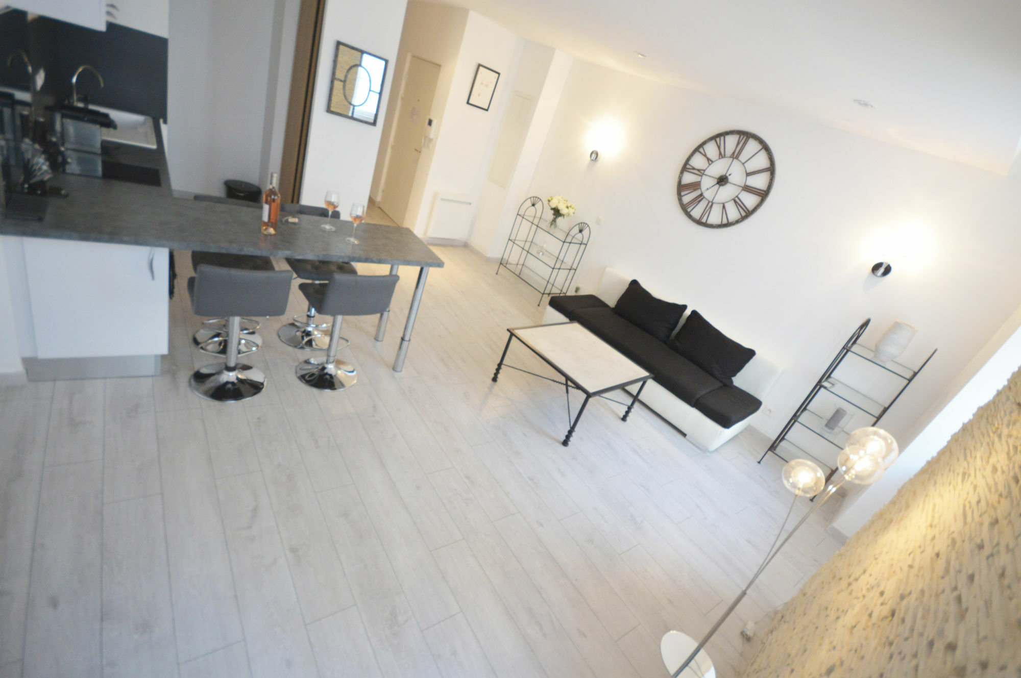 Les Du Vieux Port Apartment *
