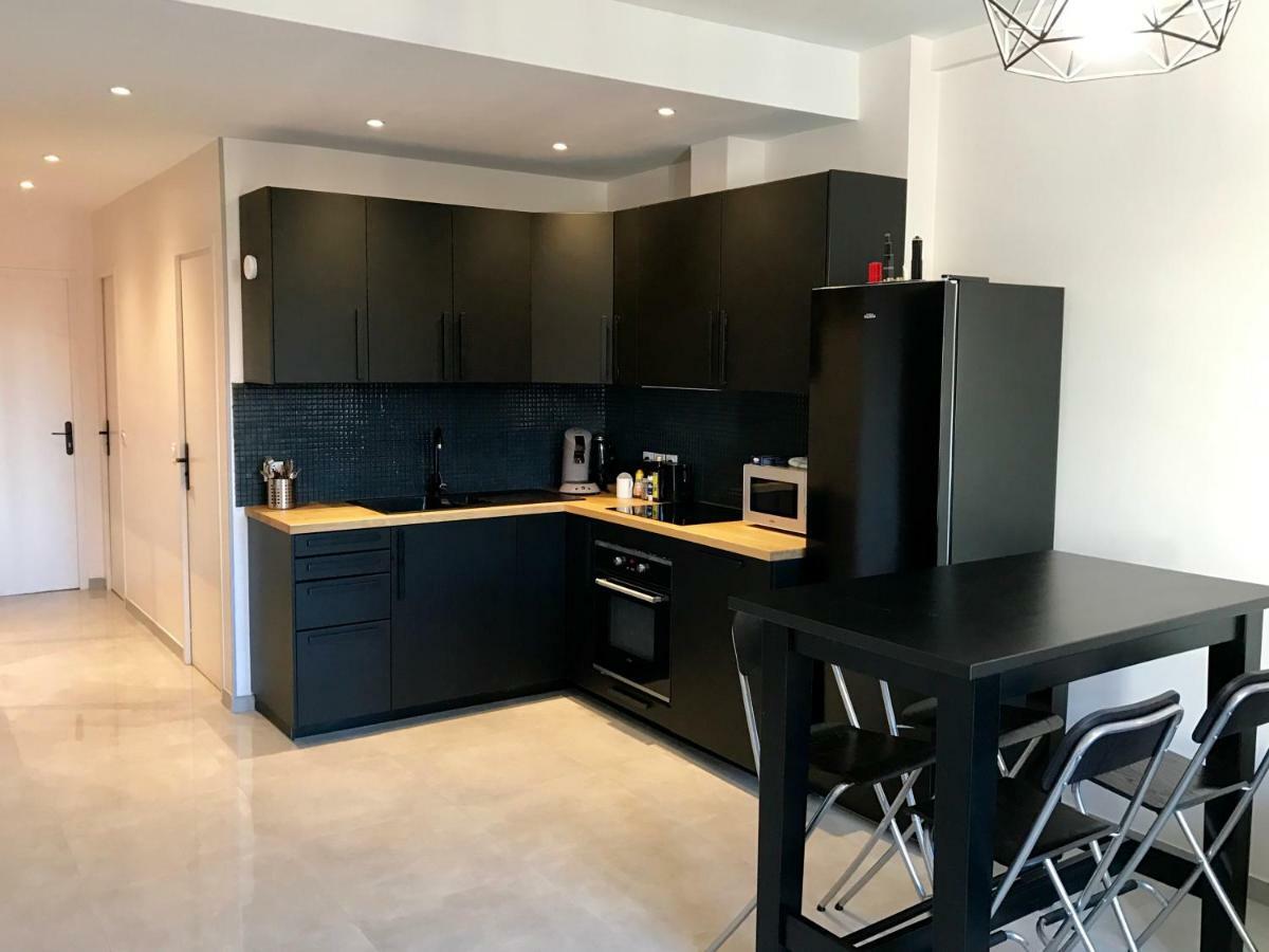 Intercontinental Vieux-port - New, & Comfy Apartment Marseille