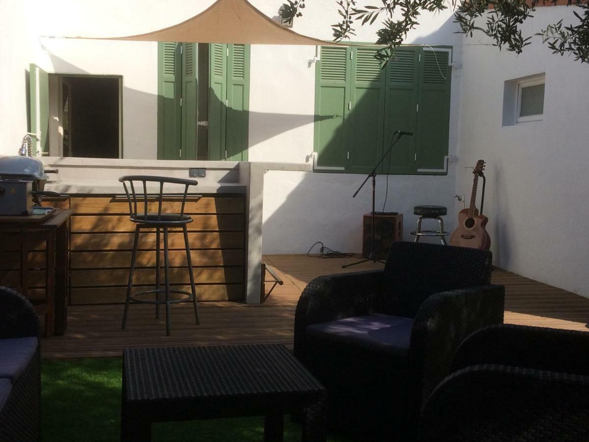 Aux Delices De L'olivier Bed & Breakfast