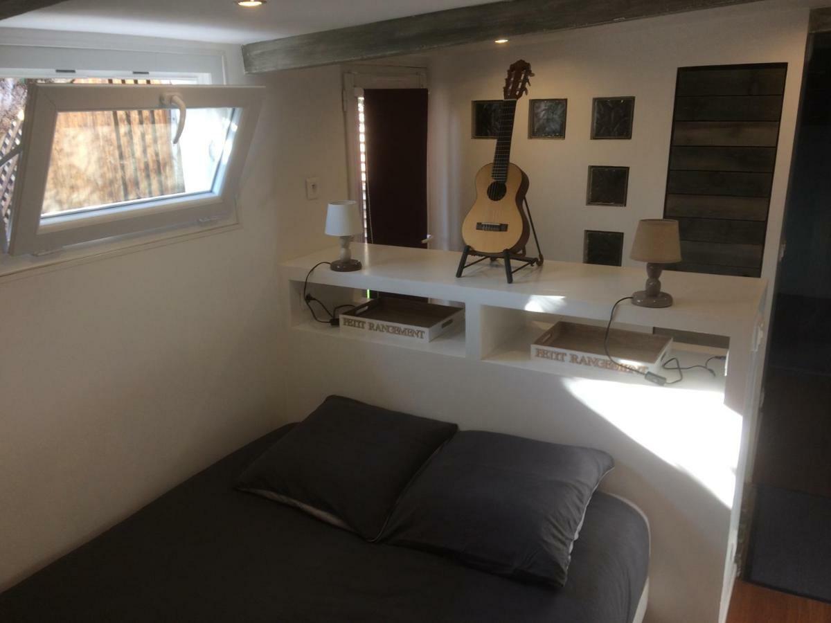 Aux Delices De L'olivier Bed & Breakfast Marseille