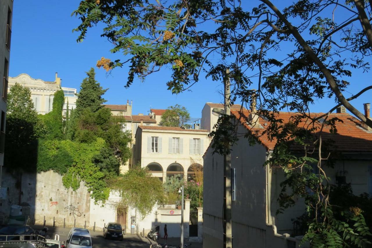 Apartment Calme Et Tres Lumineux, Au Pied De Notre Dame De La Garde Marseille