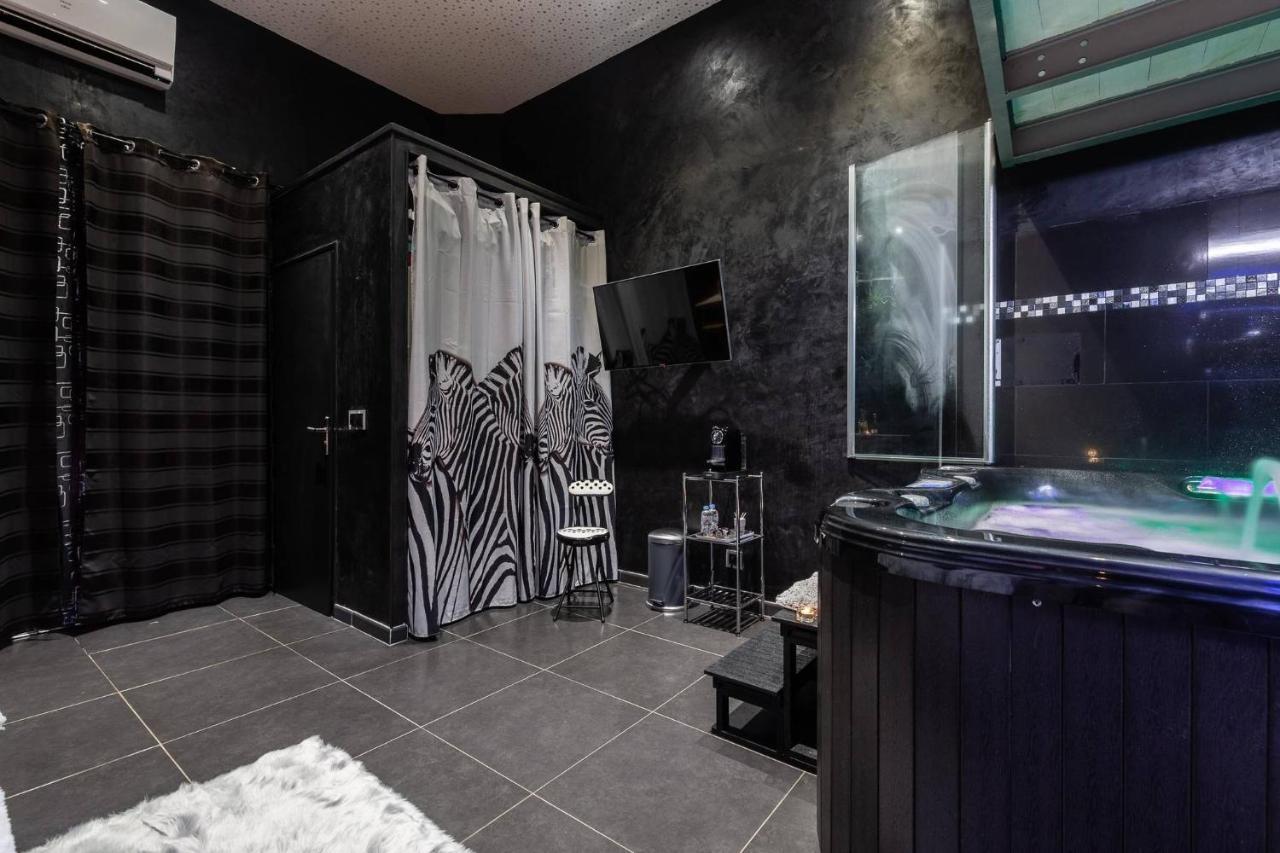 Les Suites Du Vieux-port Love hotel Marseille