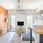 19Fri - Cosy Appartement Climatise Avec Terrasse