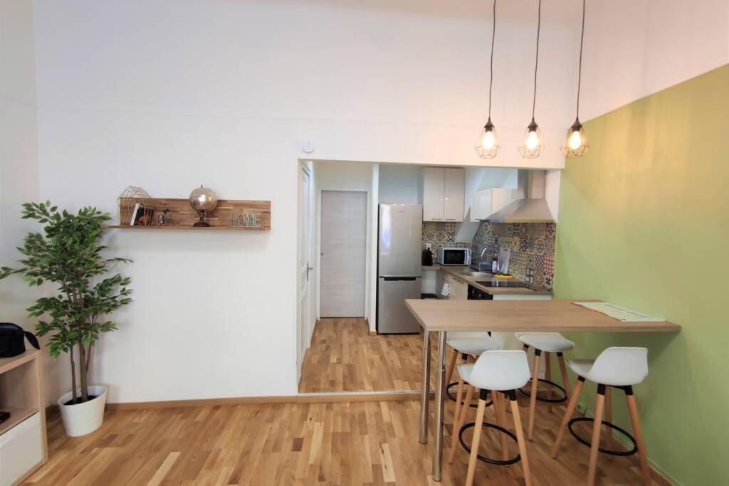 Joli T2 Proche Vieux-port, Terrasses Du Port Et Metro Joliette Apartment *