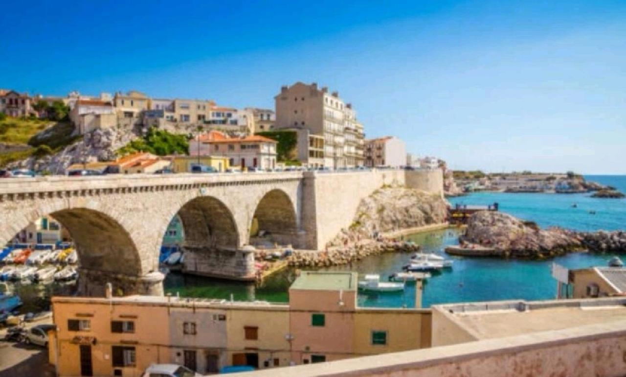 Appartement Vue Vieux-port Et Notre Dame, Charme Art Déco Marseille