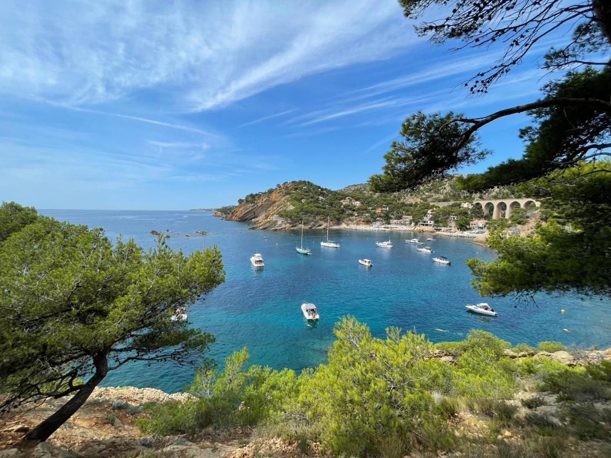 Apartment Elegant Sous Les Toits Marseille