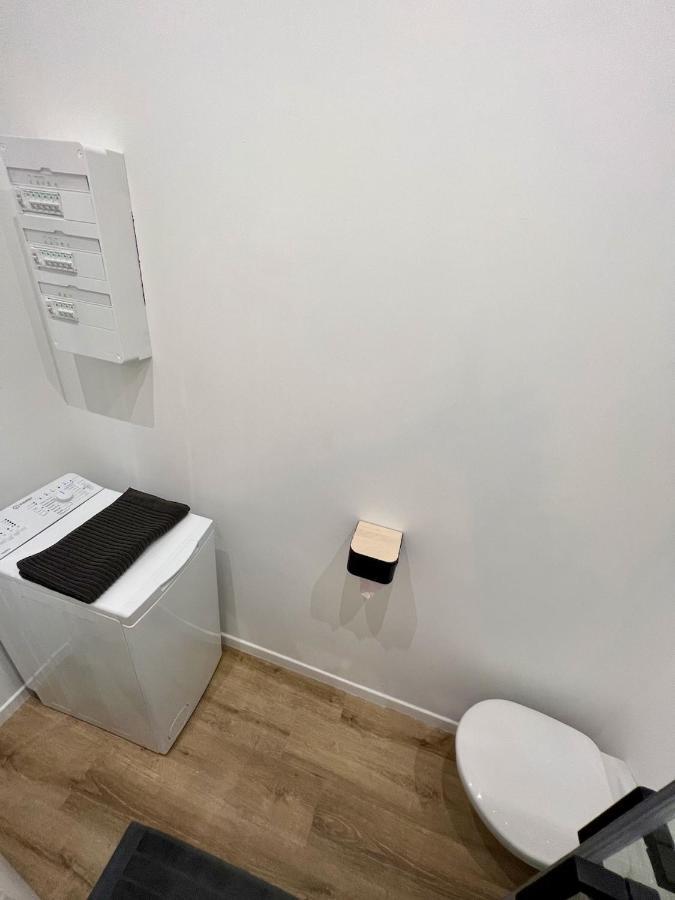: T2 In The Heart Of The Appartement *
