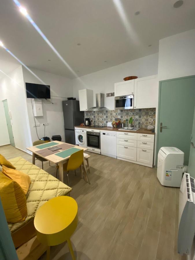 Apartment F4 Proche De La Gare Saint Charles Marseilles