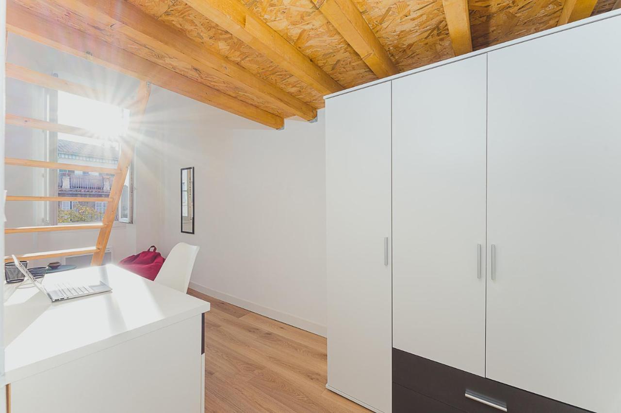 Magnifique T5 - Gare St Charles - 4 A 10 Personnes Marseilles