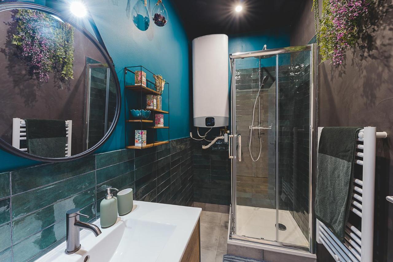 Magnifique T5 - Gare St Charles - 4 A 10 Personnes Apartment Marseilles